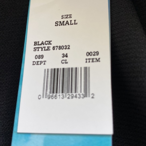 Beach Betty Bathing Suit Top size Small. Polka DotBlack & White. NWT - Picture 9 of 13